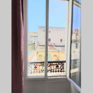 Location Standing Vieux Port , Marseille France